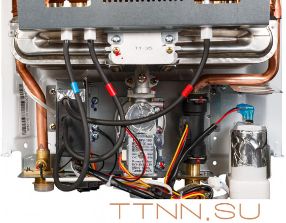 Газовая колонка Kotitonttu SUARI S10 EM (20 кВт, 10 л/мин, модуляция)